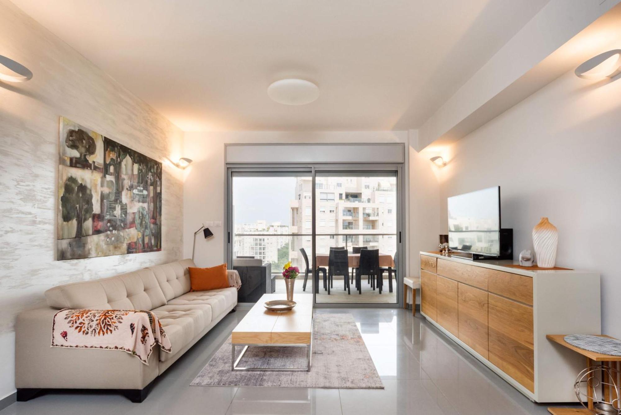 Urban Gem With Outdoor Lounge By Sea N' Rent Apartment Tel Aviv Ngoại thất bức ảnh